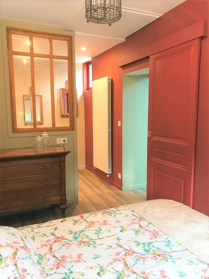 Une Odeur De Tilleul 蒙布里松 外观 照片